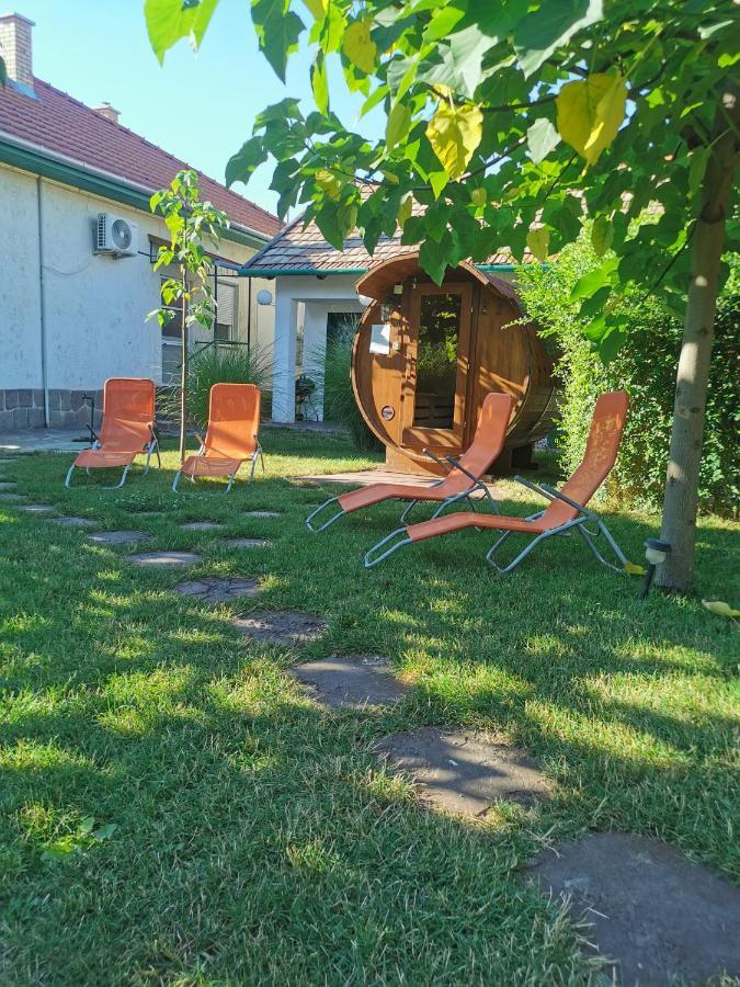 Zso-Ze Apartman Тисафюред Экстерьер фото